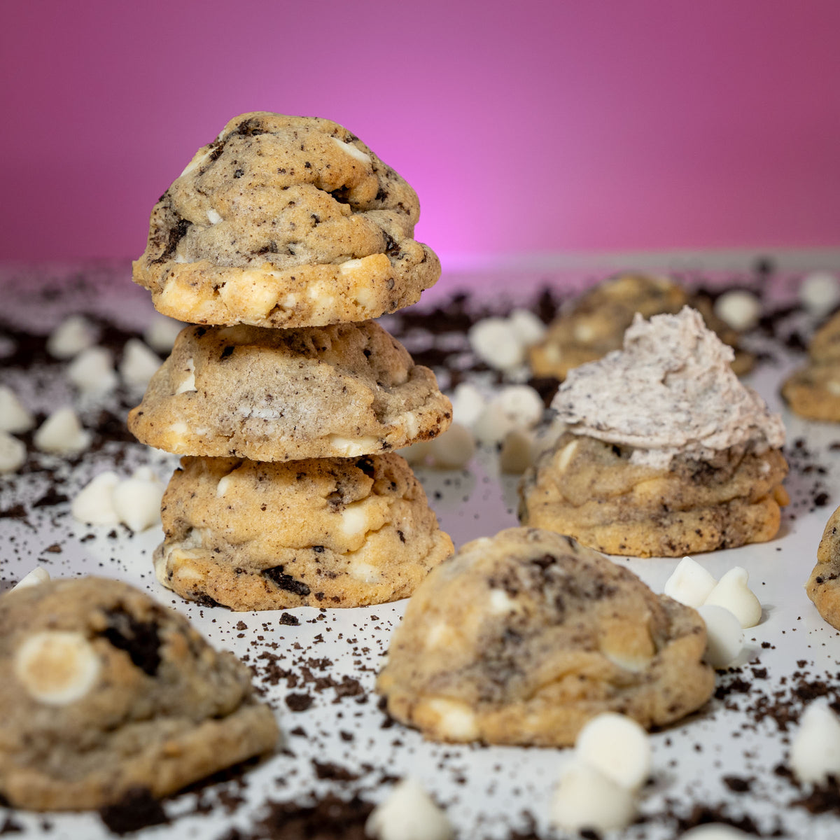White Chocolate Oreo + Cookies & Cream Buttercream Cookie Dippers